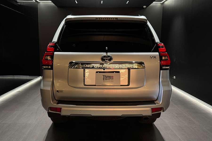 TOYOTA LAND CRUISER PRADO VX 